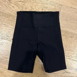 Lululemon ribbed 8 inch biker shorts
